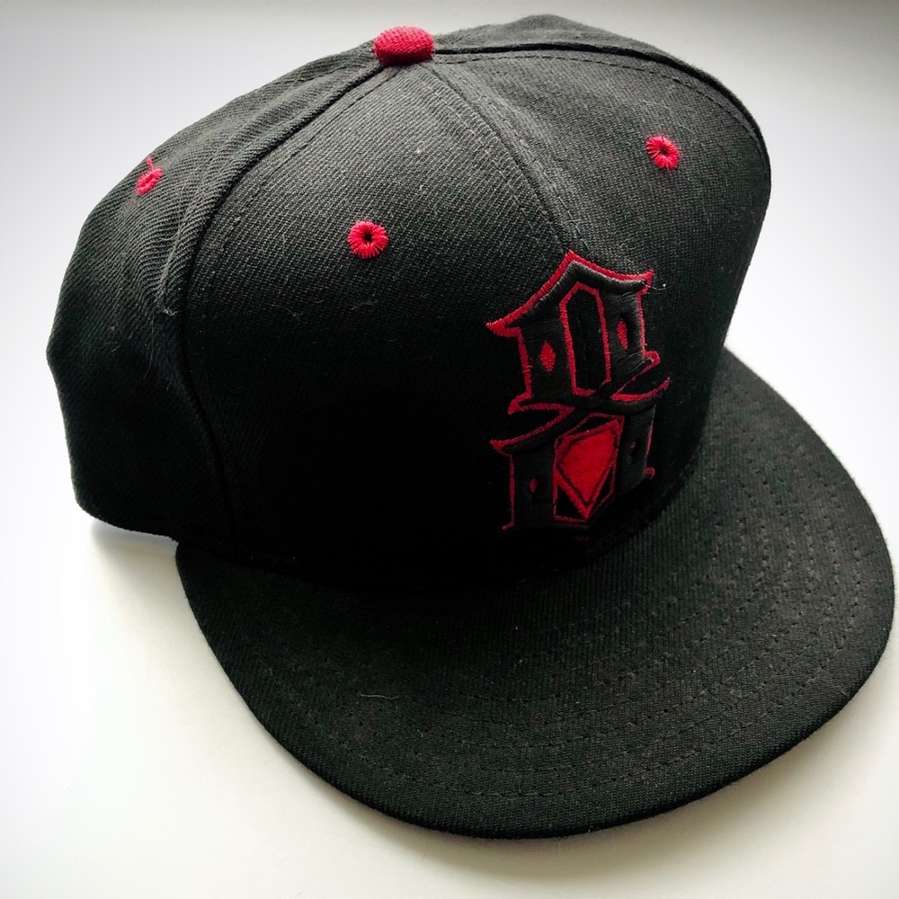 Rare Rebel 8 hat